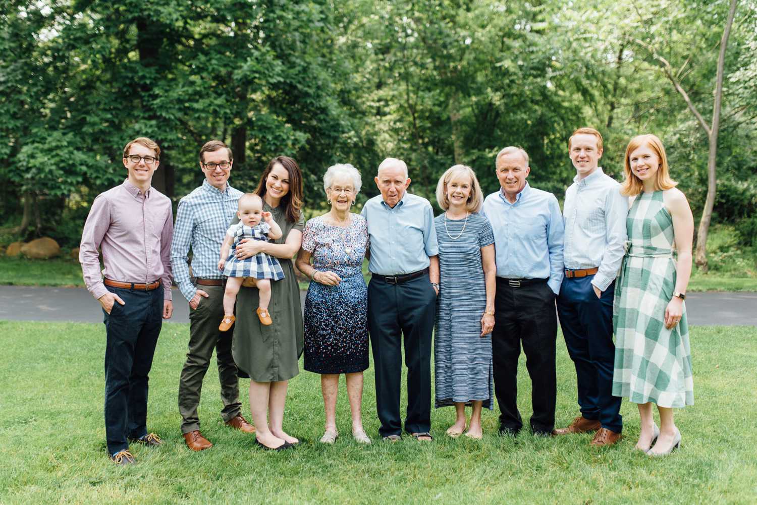 The Sandfords - Lambertville Station Extended Family Session - New Jersey Family Photographer - Alison Dunn Photography photo