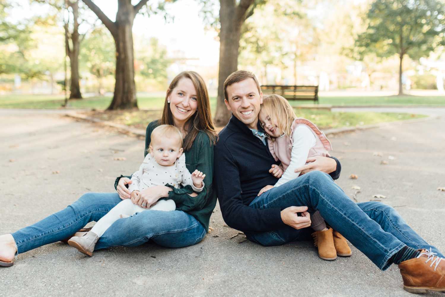 The Guaraldo Family - Fitler Square Family Session - Philadelphia Family Photographer - Alison Dunn Photography photo