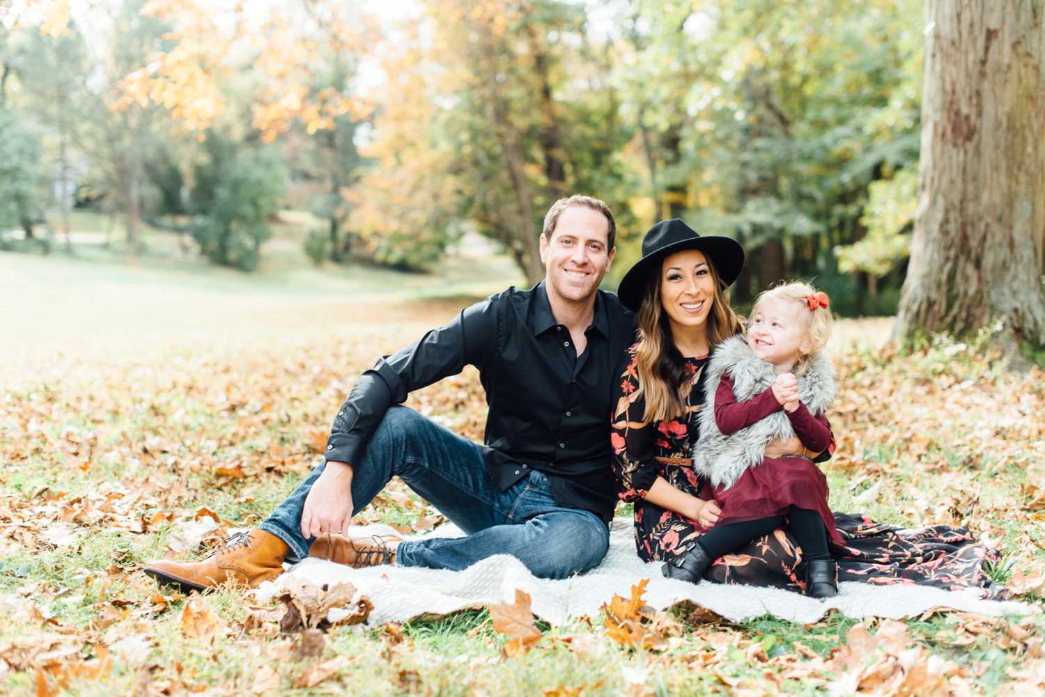 Fall 2019 Mini-Sessions - Awbury Arboretum - Philadelphia Family Photography - Alison Dunn Photography photo