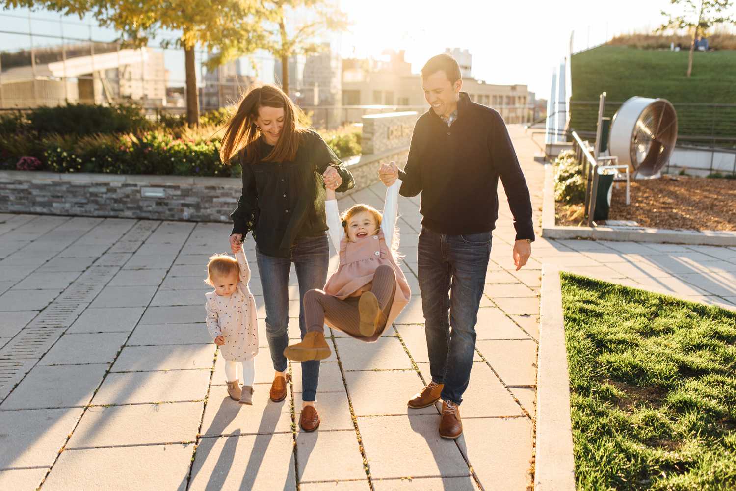 The Guaraldo Family - Fitler Square Family Session - Philadelphia Family Photographer - Alison Dunn Photography photo