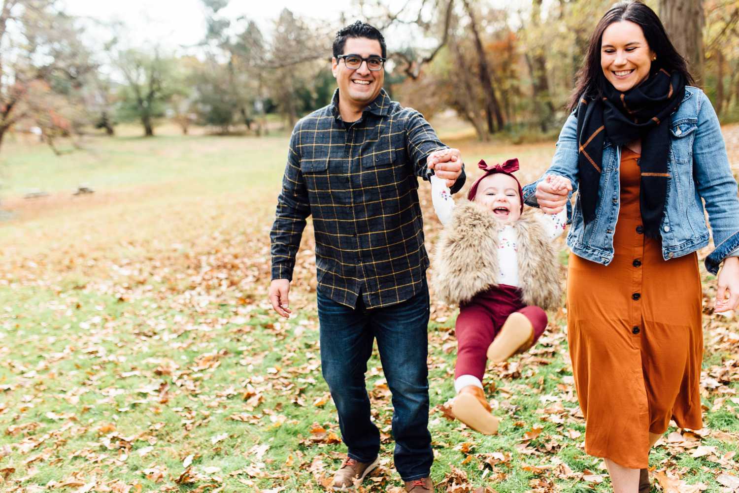 Fall Mini Sessions - Awbury Arboretum - Philadelphia Family Photographer - Alison Dunn Photography photo