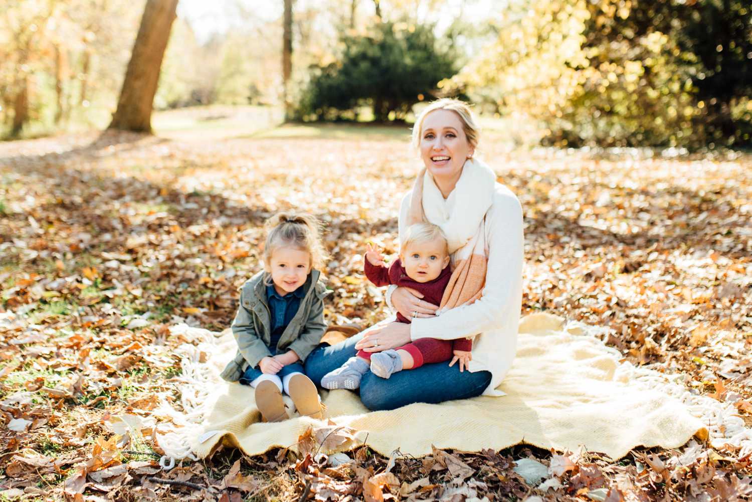 Fall Mini Sessions - Awbury Arboretum - Philadelphia Family Photographer - Alison Dunn Photography photo