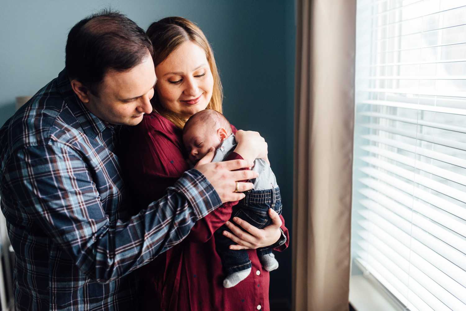 Lisa + Lou + Evan - Lansdale Lifestyle Newborn Session - Philadelphia Family Photographer - Alison Dunn Photography photo