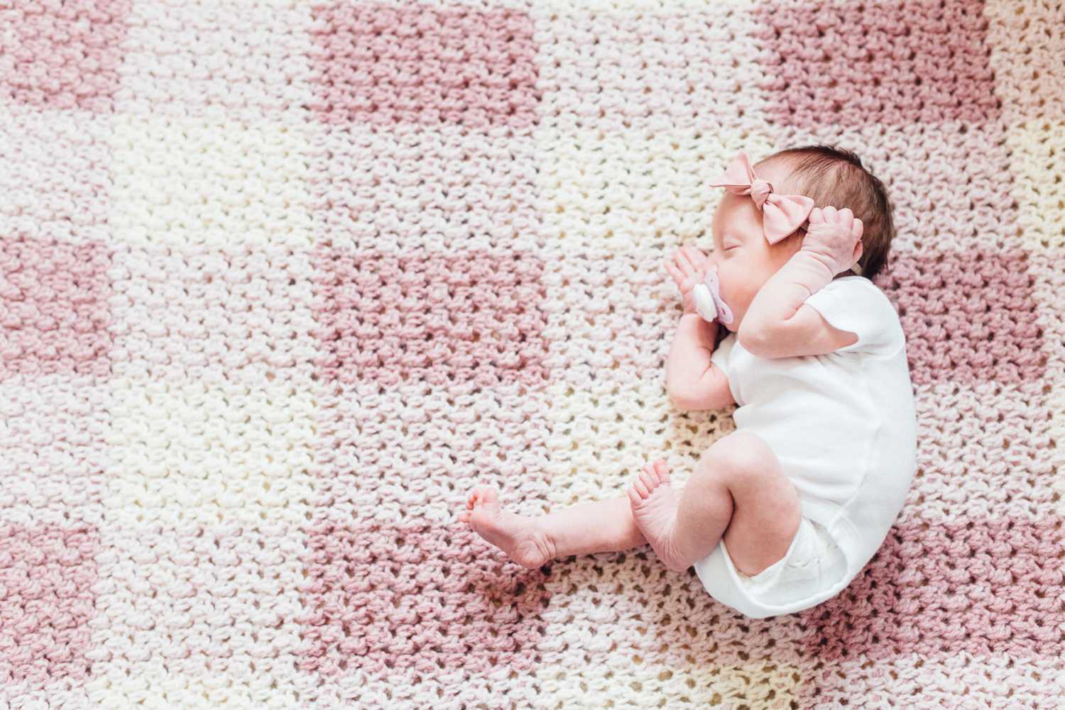 Sandford Family - Media Newborn Session - Philadelphia Family Session - Alison Dunn Photography