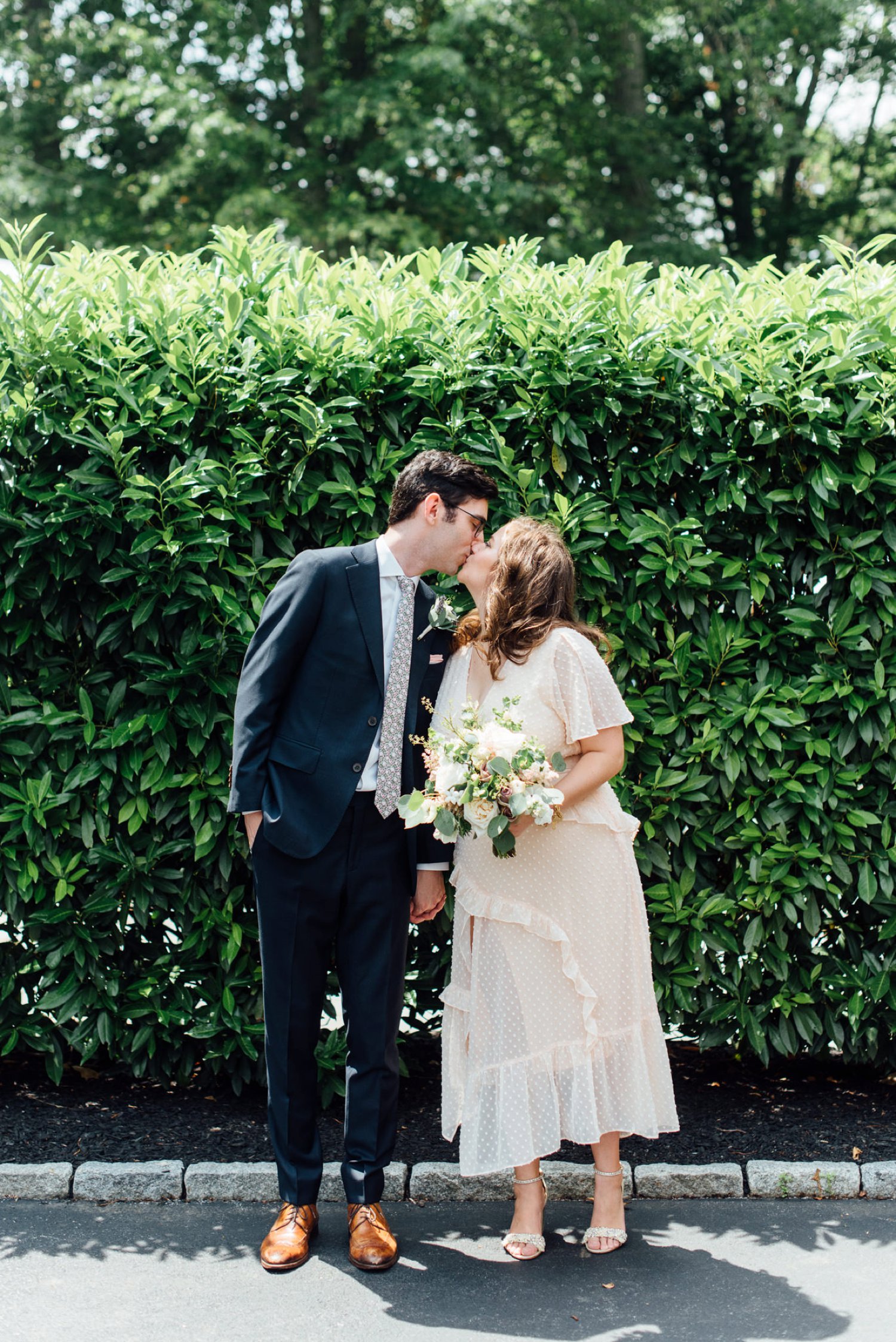Jennifer + Jeffrey - Backyard Berwyn Wedding - Main Line Wedding Photographer - Alison Dunn Photography photo