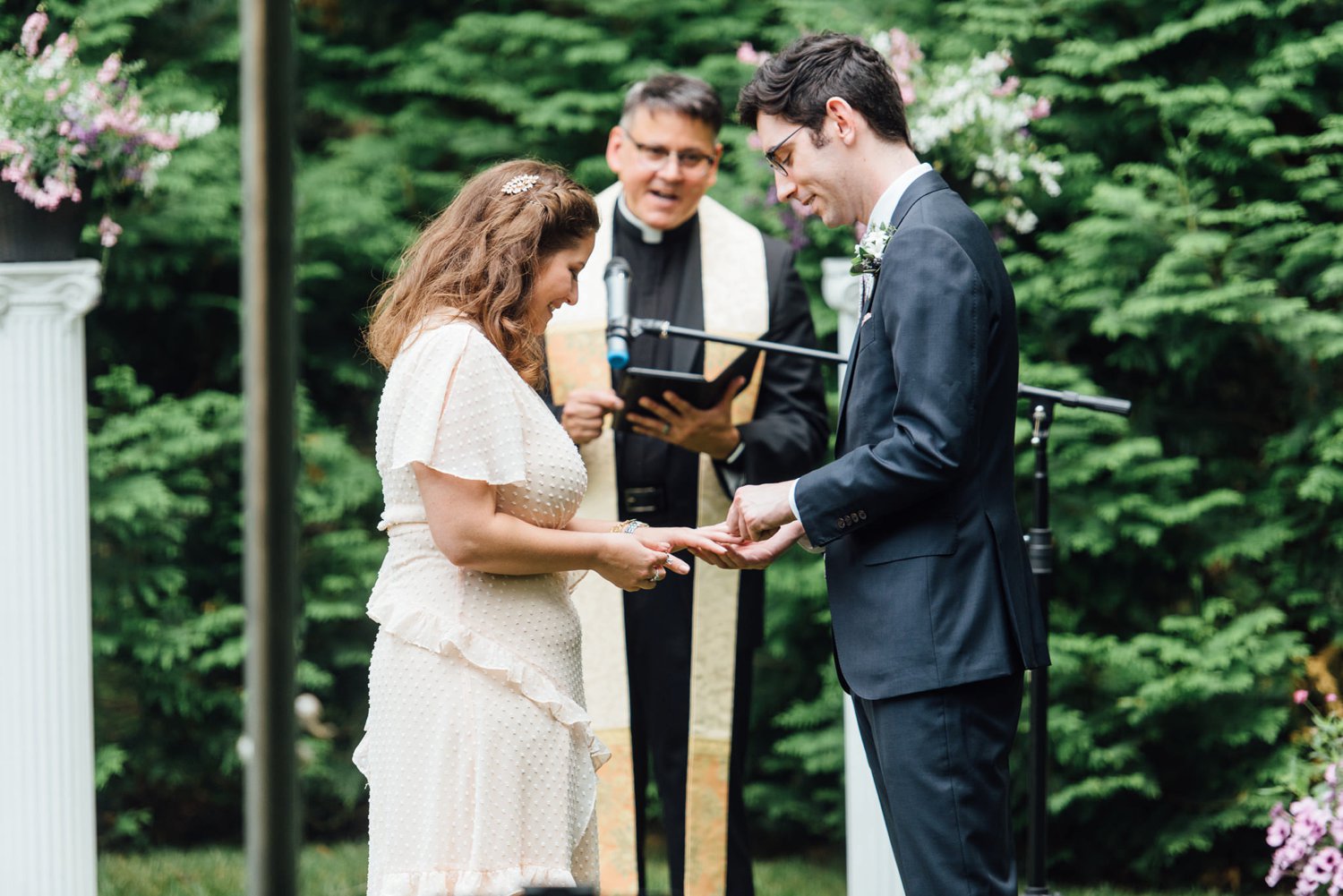Jennifer + Jeffrey - Backyard Berwyn Wedding - Main Line Wedding Photographer - Alison Dunn Photography photo