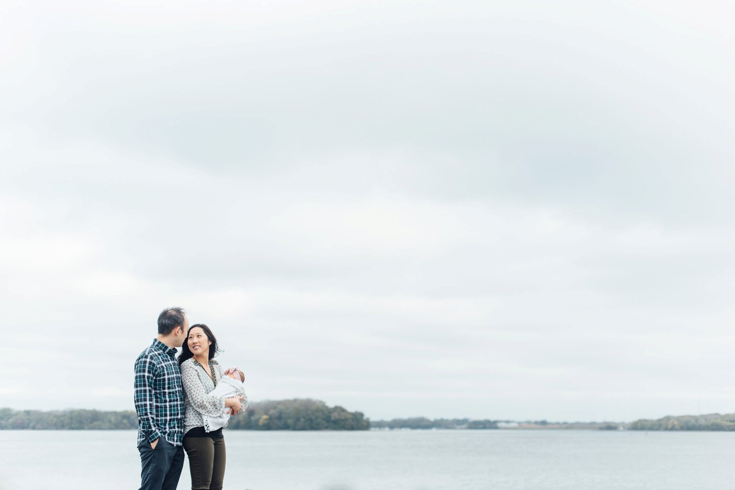 Kwon Family - Penn Treaty Park Family Session - Philadelphia Newborn Photographer - Alison Dunn Photography photo