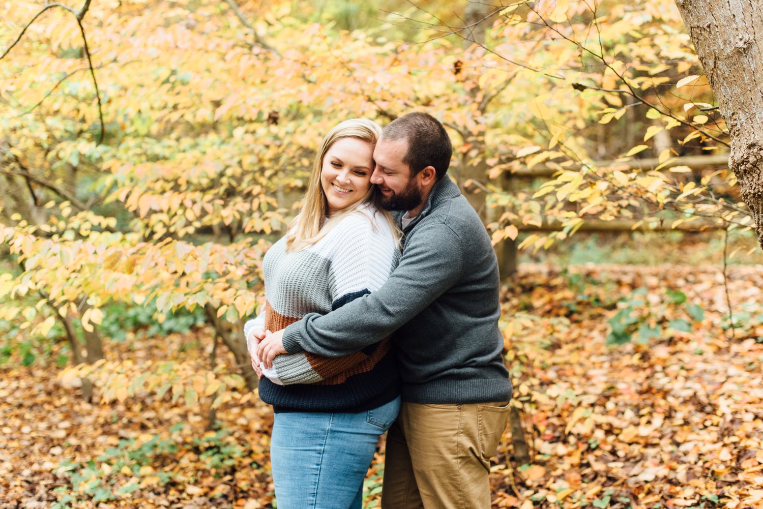 Samantha + Brandon - Wissahickon Engagement Session - Philadelphia Wedding Photographer - Alison Dunn Photography photo