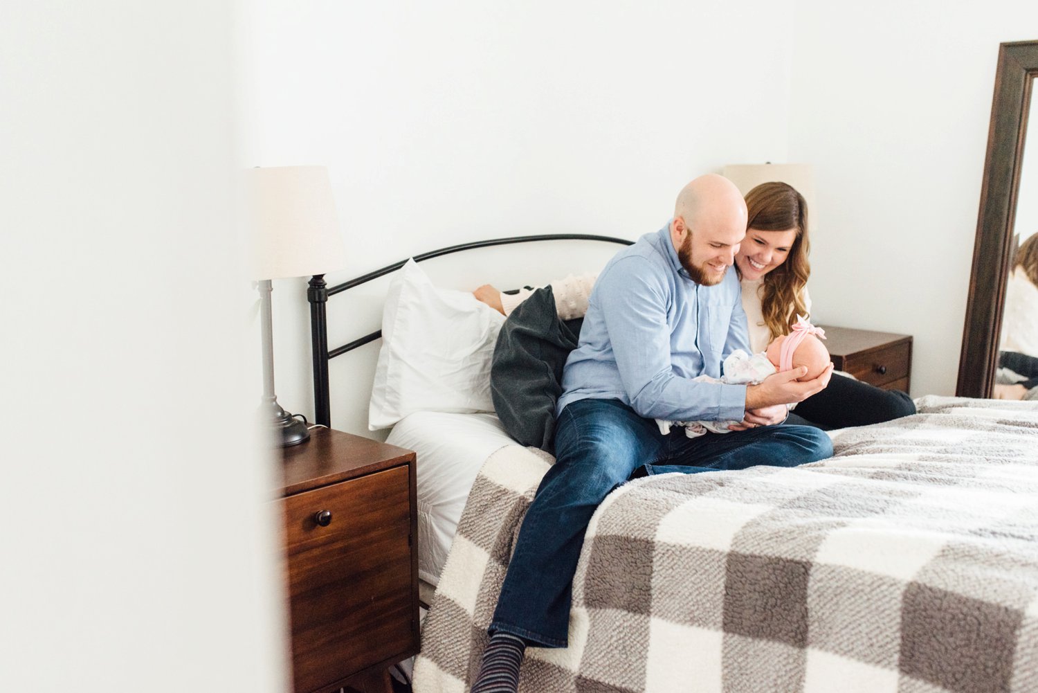 Pershe Family - Arlington Newborn Session - Virginia Family Photographer - Alison Dunn Photography