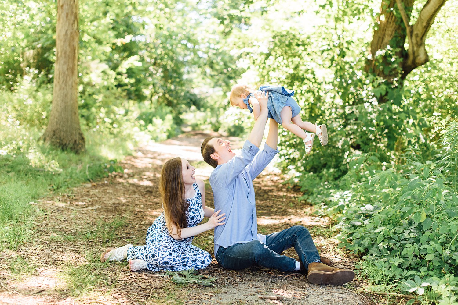 Tilli Family - Strawbridge Lake Park Lifestyle Family Session - New Jersey Family Photographer - Alison Dunn Photography photo