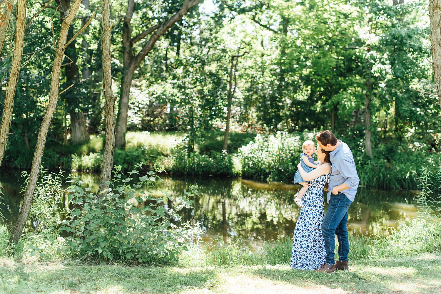 Tilli Family - Strawbridge Lake Park Lifestyle Family Session - New Jersey Family Photographer - Alison Dunn Photography photo