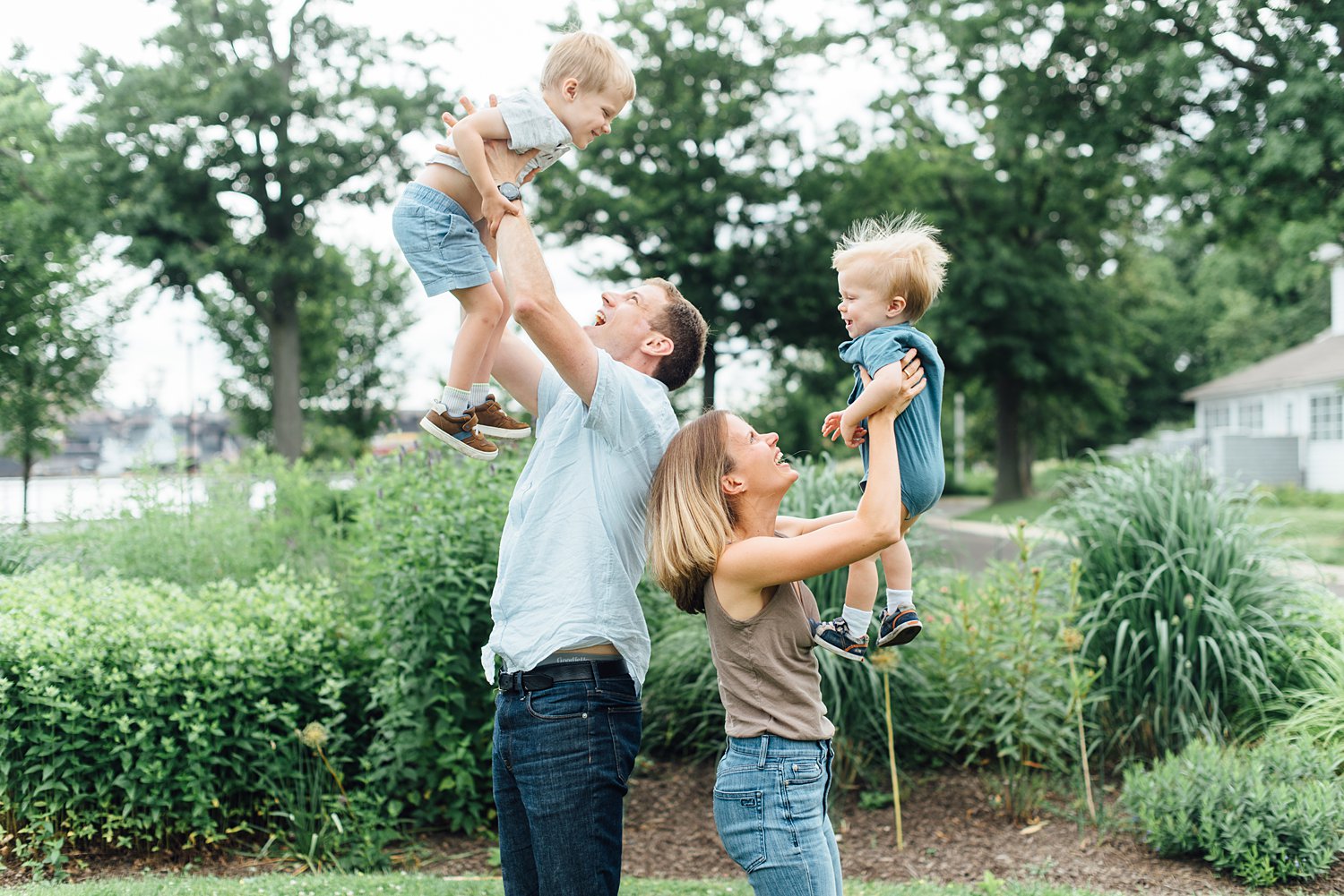 Navy Yard Mini-Sessions - Maryland Family Photographer - Alison Dunn Photography photo