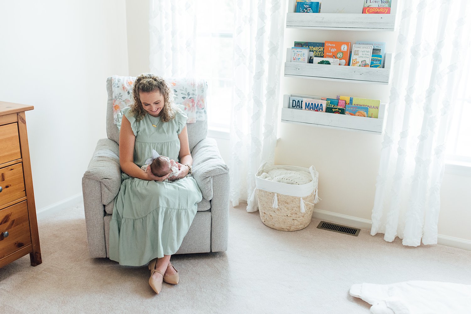 Neu Family - Telford Newborn Session - Montgomery County Family Photographer - Alison Dunn Photography photo