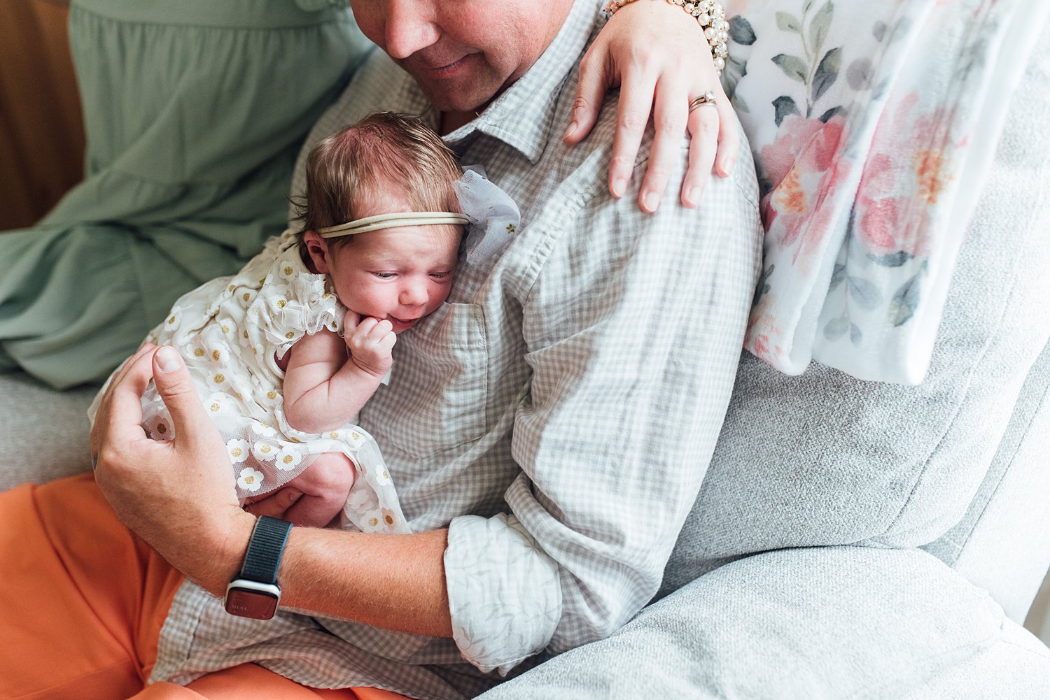 Neu Family - Telford Newborn Session - Montgomery County Family Photographer - Alison Dunn Photography photo