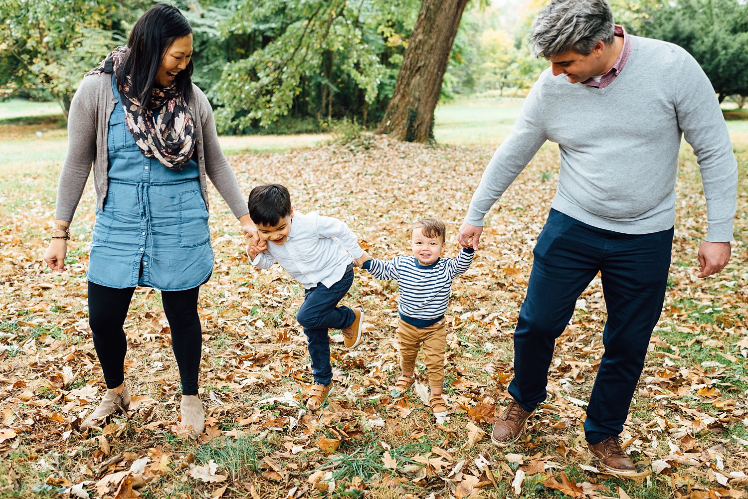 Fall Mini-Sessions - Philadelphia Family Photographer - Alison Dunn Photography photo