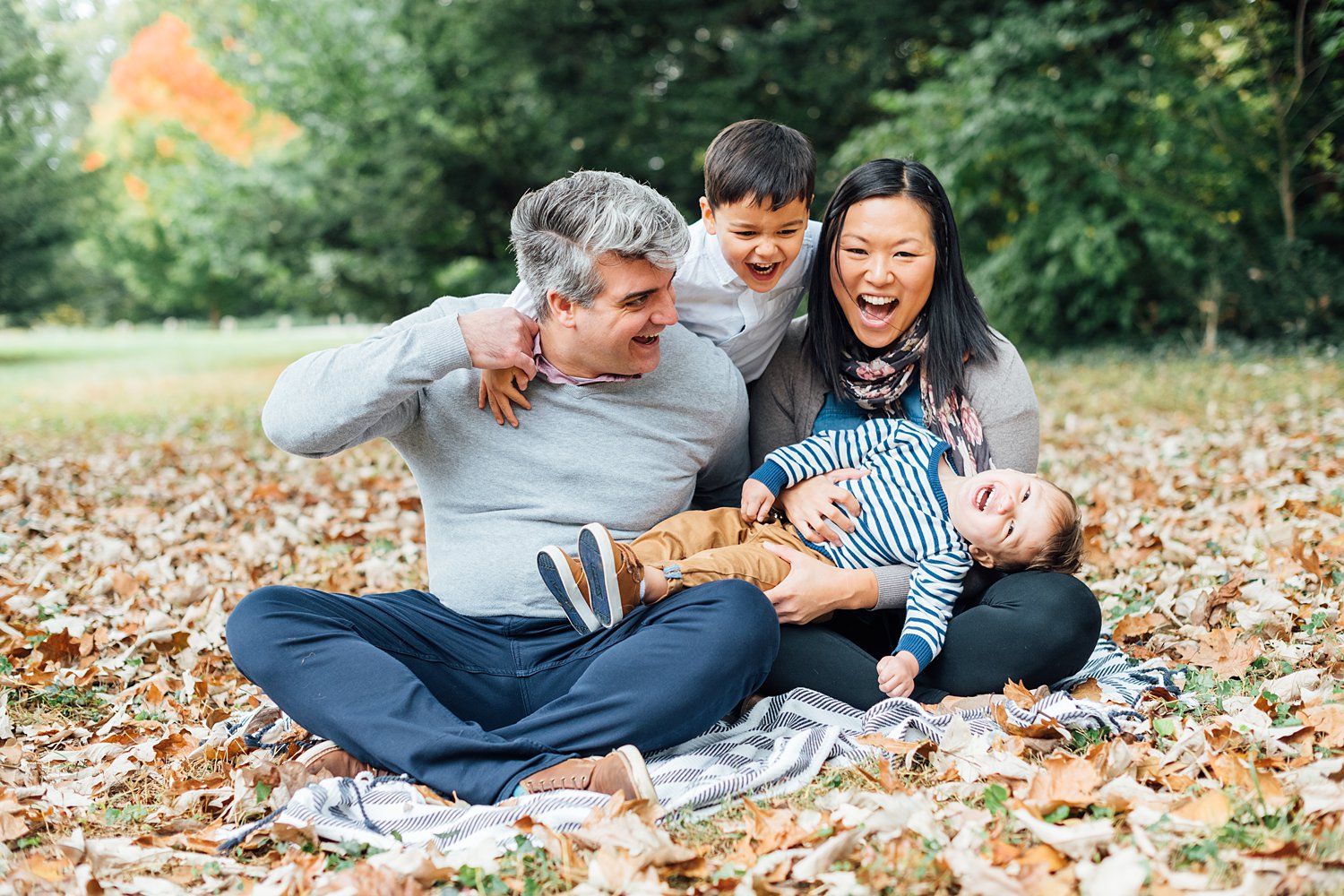 Fall Mini-Sessions - Philadelphia Family Photographer - Alison Dunn Photography photo