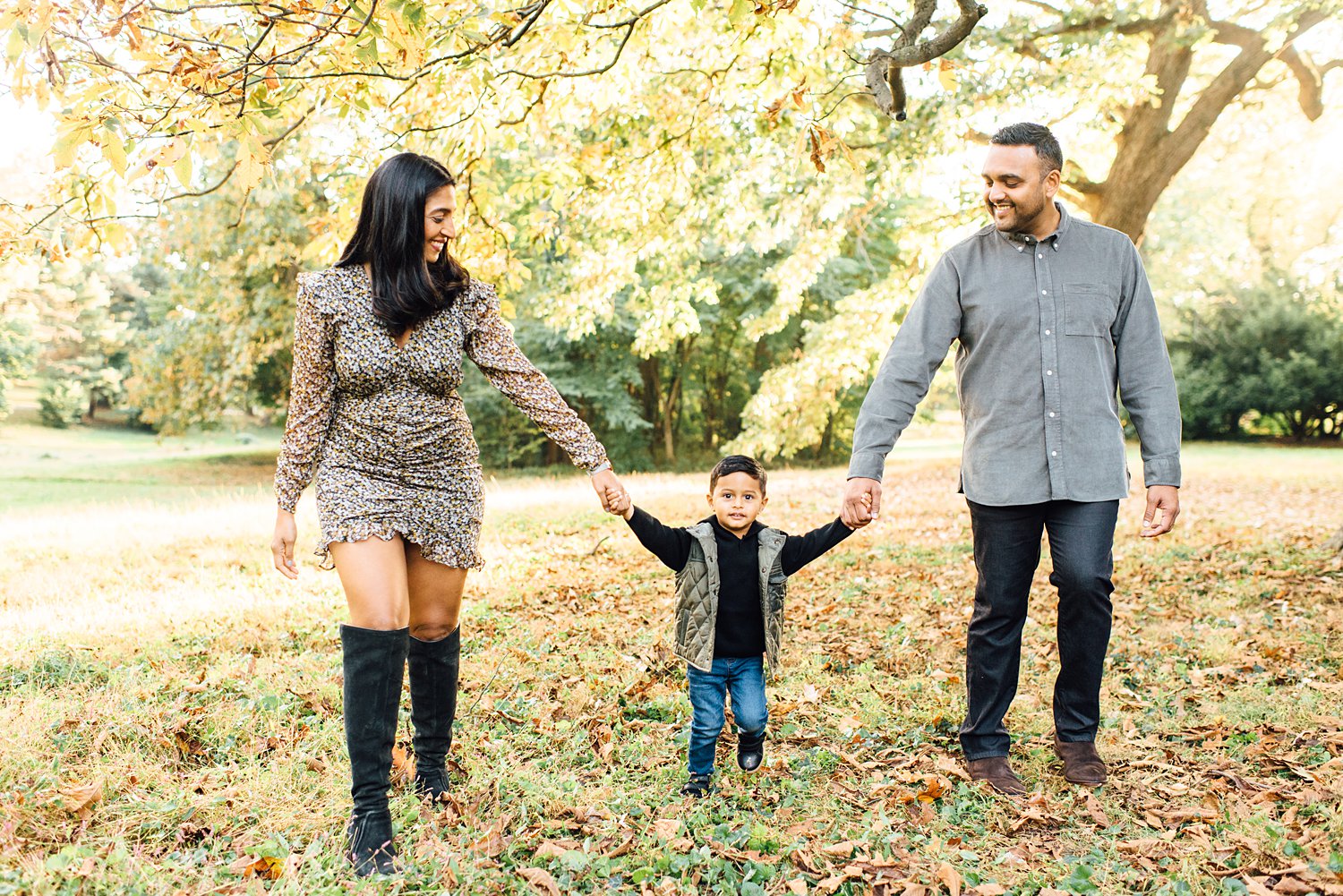 Fall Mini-Sessions - Philadelphia Family Photographer - Alison Dunn Photography photo