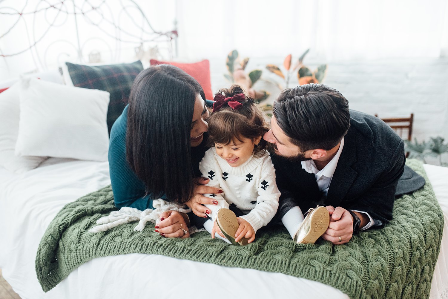 Holiday Mini-Sessions - Olney Family Photographer - Alison Dunn Photography - Stenton Studio photo