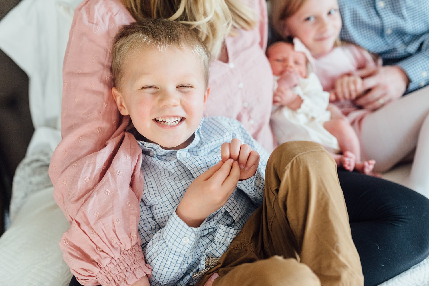 Morse Family - Glenside Newborn Session - Montgomery County Maryland family photographer | Alison Dunn Photography