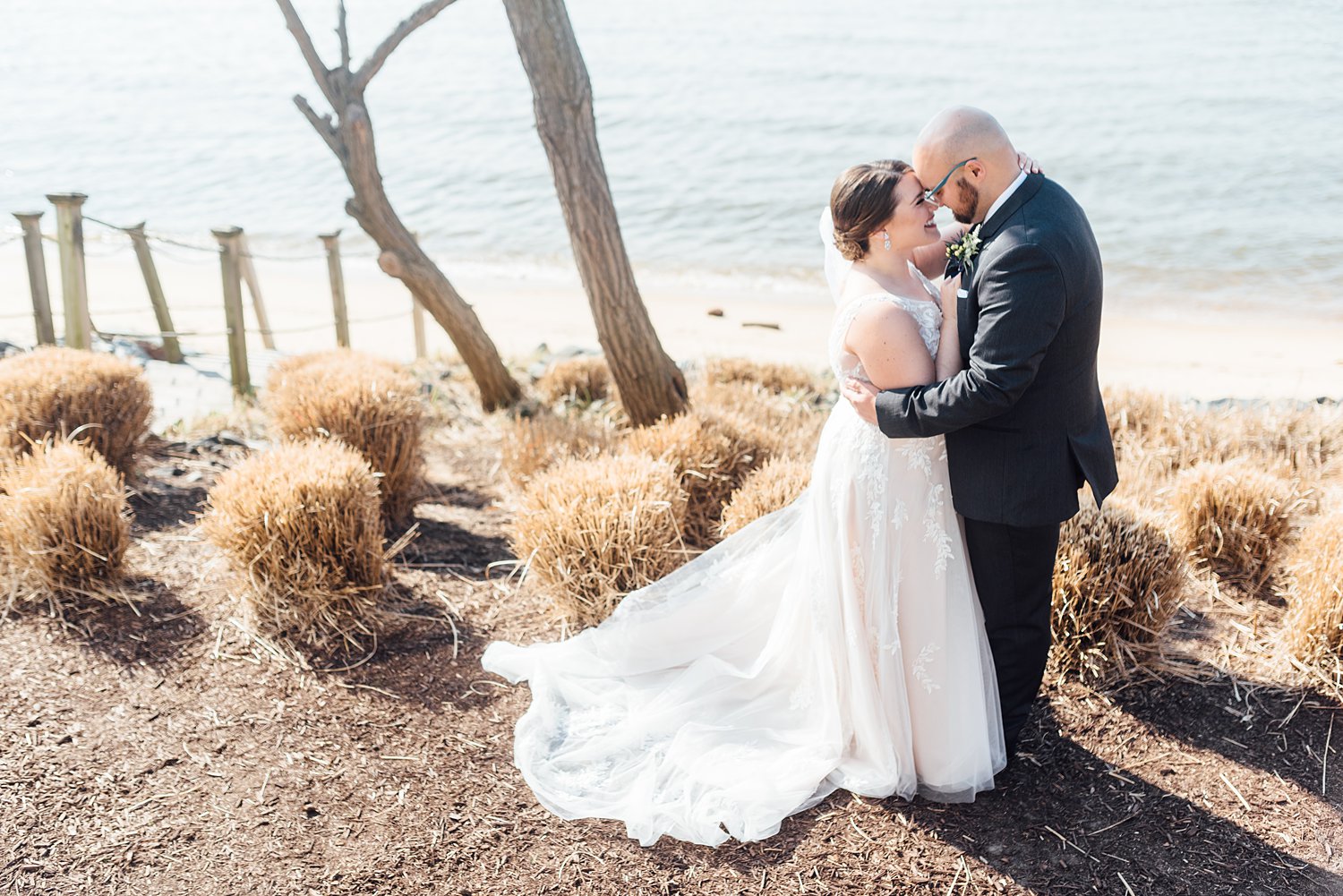 Emily + Andrew - Chesapeake Bay Beach Club Wedding - Annapolis Maryland Wedding Photographer - Alison Dunn Photography photo