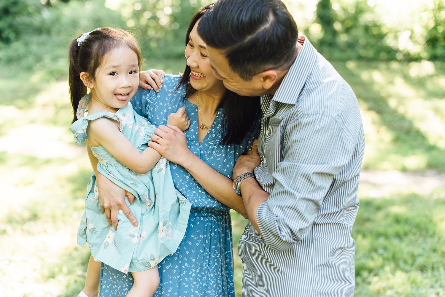 Nguyet + Thuy - Philadelphia Family Session - Rockville Maryland Family Photographer - Alison Dunn Photography photo