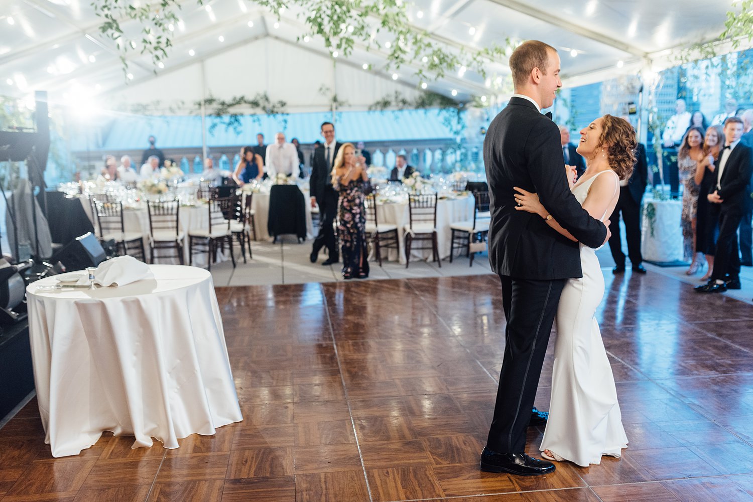 Hallie + Andrew - Parkway Free Library Wedding - Philadelphia wedding photographer - Alison Dunn Photography