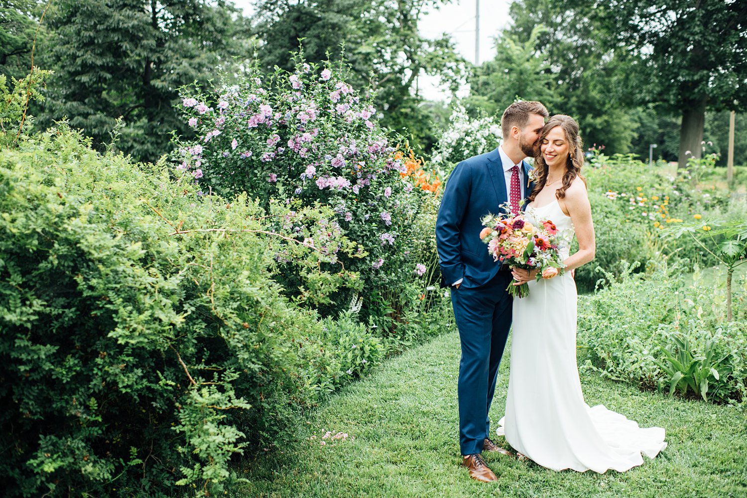 Leigh + Alex - Bartram's Garden Wedding - Philadelphia Wedding Photographer - Alison Dunn Photography photo