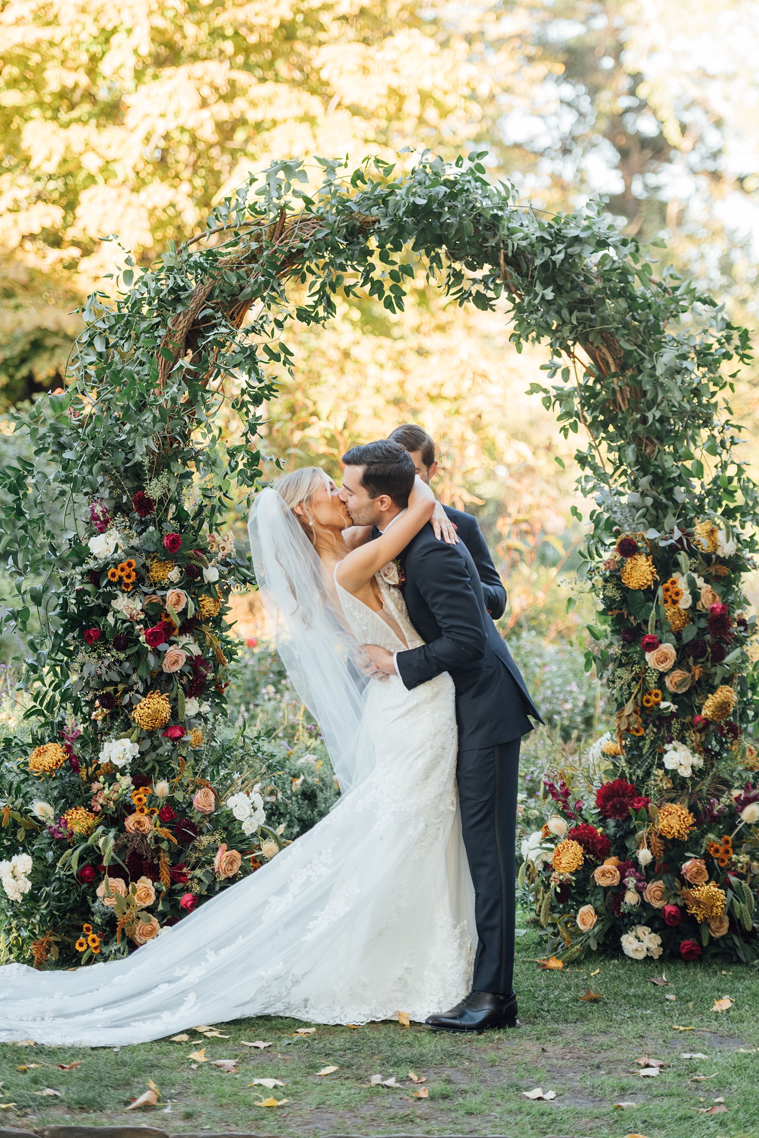 Shelby + Tim - Bartram's Garden Wedding - Philadelphia Wedding Photographer - Alison Dunn Photography photo