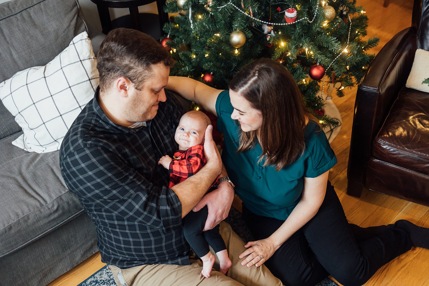 Gary + Emily + Maya - Philadelphia In-Home Newborn Session - Philadelphia Family Lifestyle Photographer - Alison Dunn Photography photo