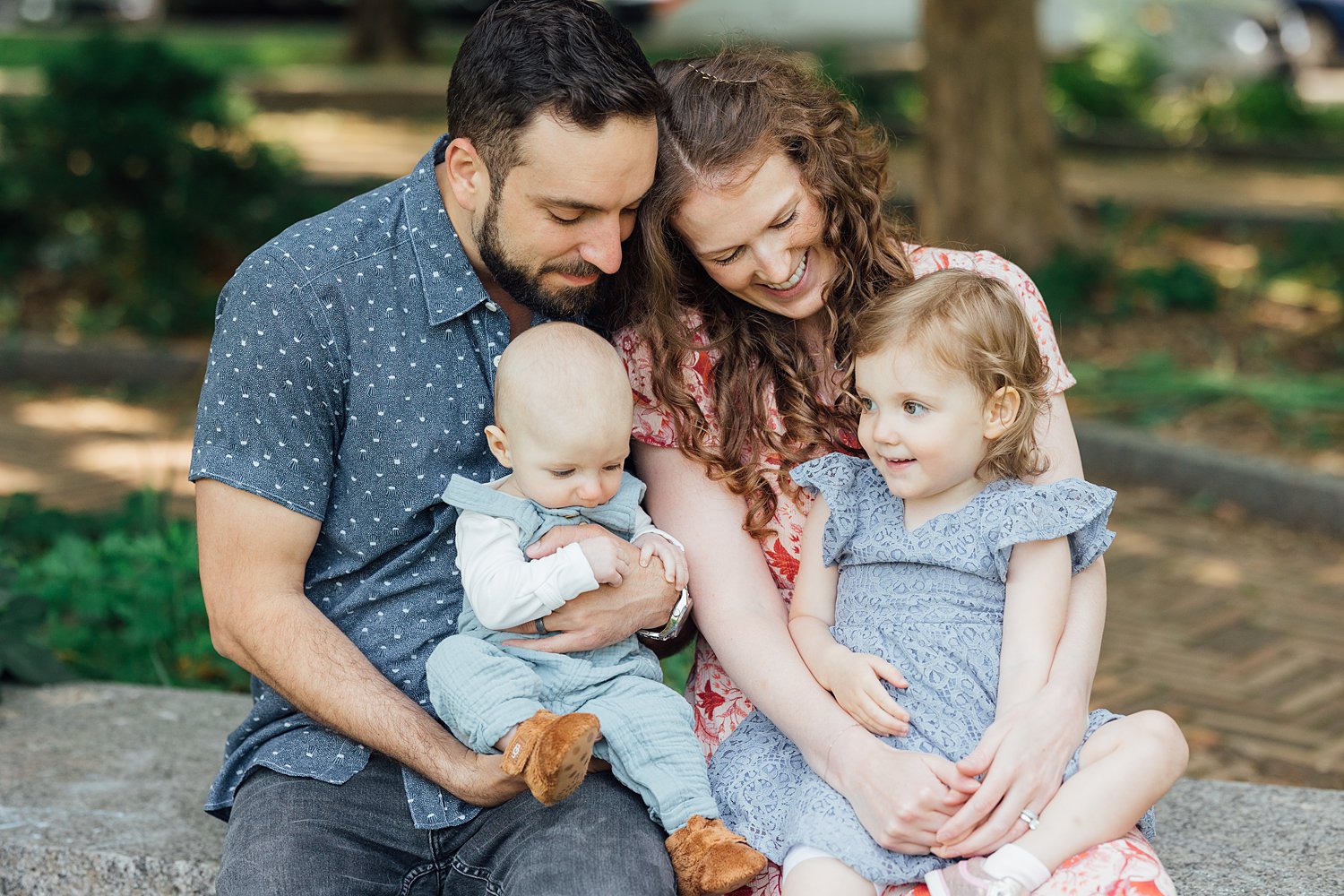 The Schneiders - South Philly Family Session - Philadelphia Family Photographer - Alison Dunn Photography photo