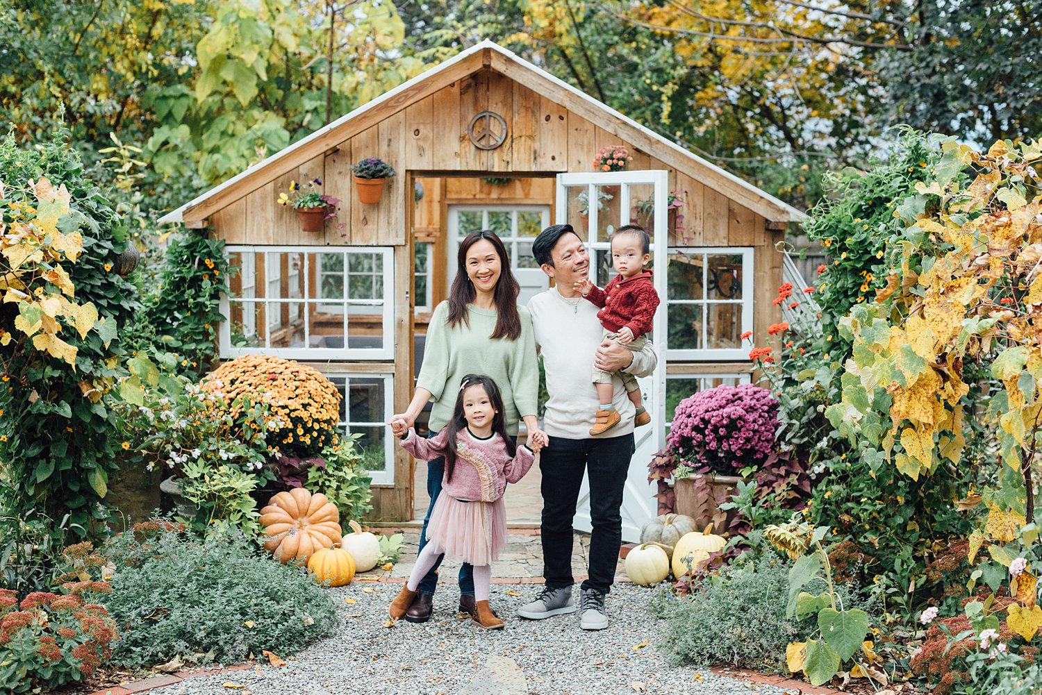 Taproot Greenhouse Mini-Sessions - West Chester Family Photographer - Alison Dunn Photography photo