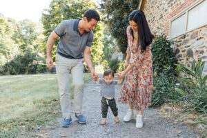Matt + Kara - Bartram's Garden Family Session - Philadelphia Family Photographer - Alison Dunn Photography photo
