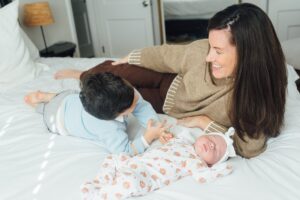 The Cogans - Silver Spring Family Session - Montgomery County Newborn Photographer - Alison Dunn Photography photo
