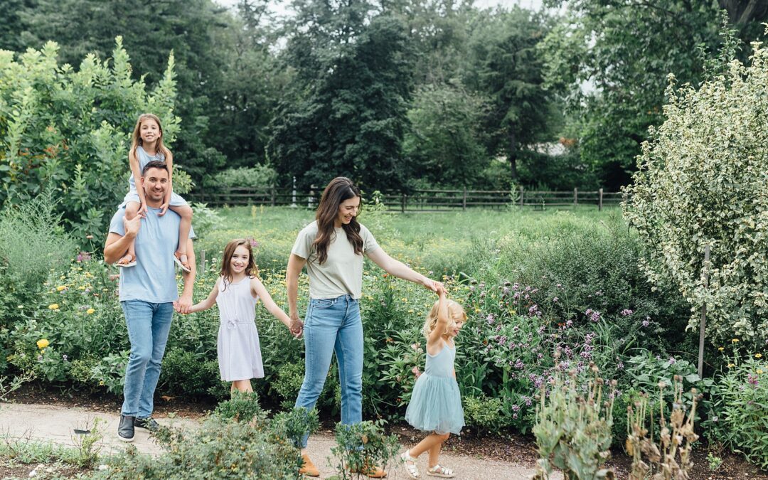 2025 Bartram’s Garden Mini Sessions Recap